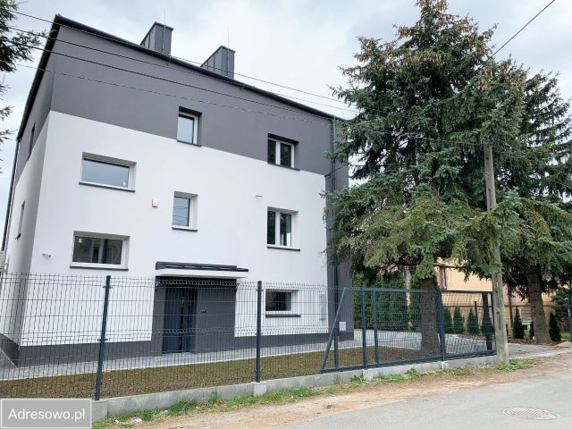 dom wolnostojący, 5 pokoi Kraków Bieżanów, ul. Jana Grzecha. Zdjęcie 1