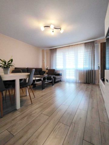 Mieszkanie 3-pokojowe Bełchatów, ul. Nefrytowa. Zdjęcie 1