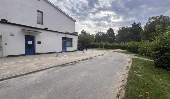 Lokal Biedrusko, ul. Zjednoczenia