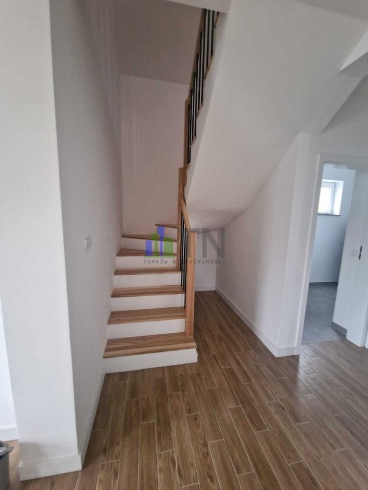 bliźniak, 5 pokoi Czernica. Zdjęcie 8