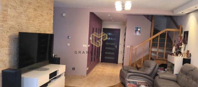 dom szeregowy, 6 pokoi Warszawa Wawer. Zdjęcie 5