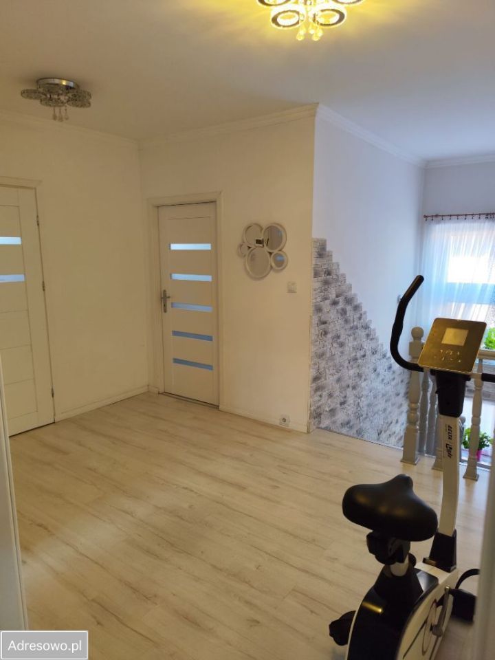 dom wolnostojący, 5 pokoi Mikołów Centrum, ul. Modrzewiowa. Zdjęcie 16