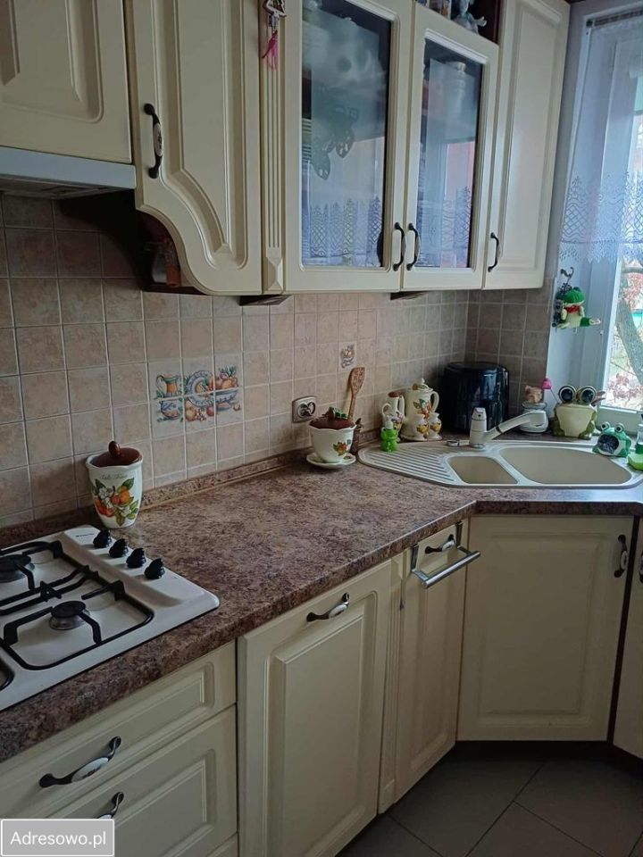 Mieszkanie 4-pokojowe Nowy Dwór Mazowiecki Osiedle Młodych, ul. gen. Leopolda Okulickiego. Zdjęcie 2