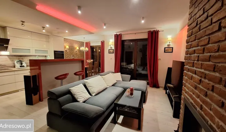 dom szeregowy, 5 pokoi Karwiany, ul. Wiśniowa