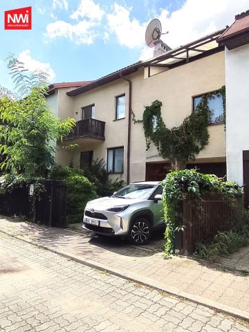 dom szeregowy Warszawa Mokotów, ul. Ku Wiśle. Zdjęcie 1
