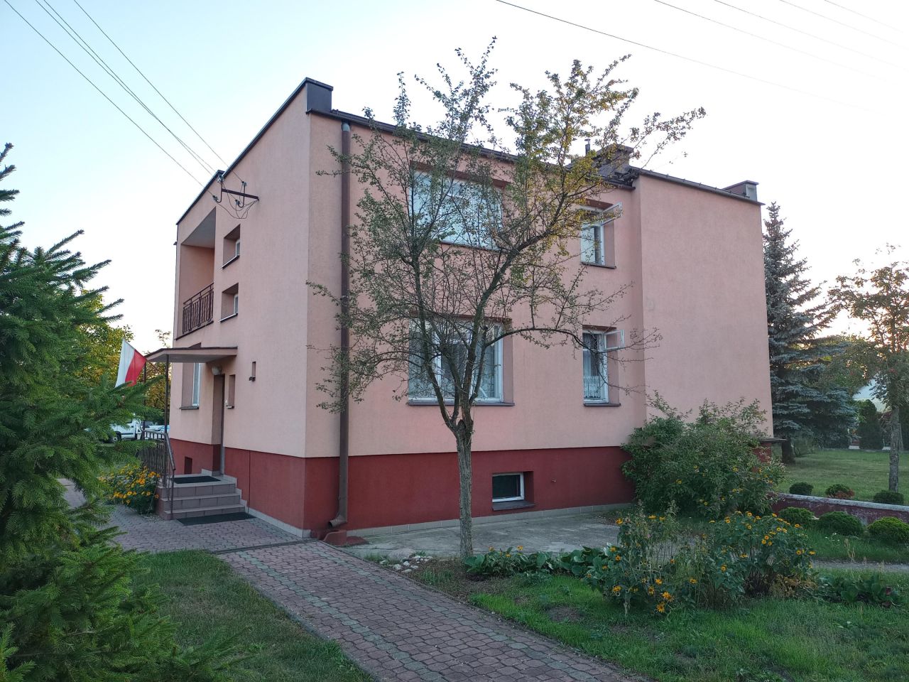 dom wolnostojący, 6 pokoi Nowa Wieś, ul. Szkolna