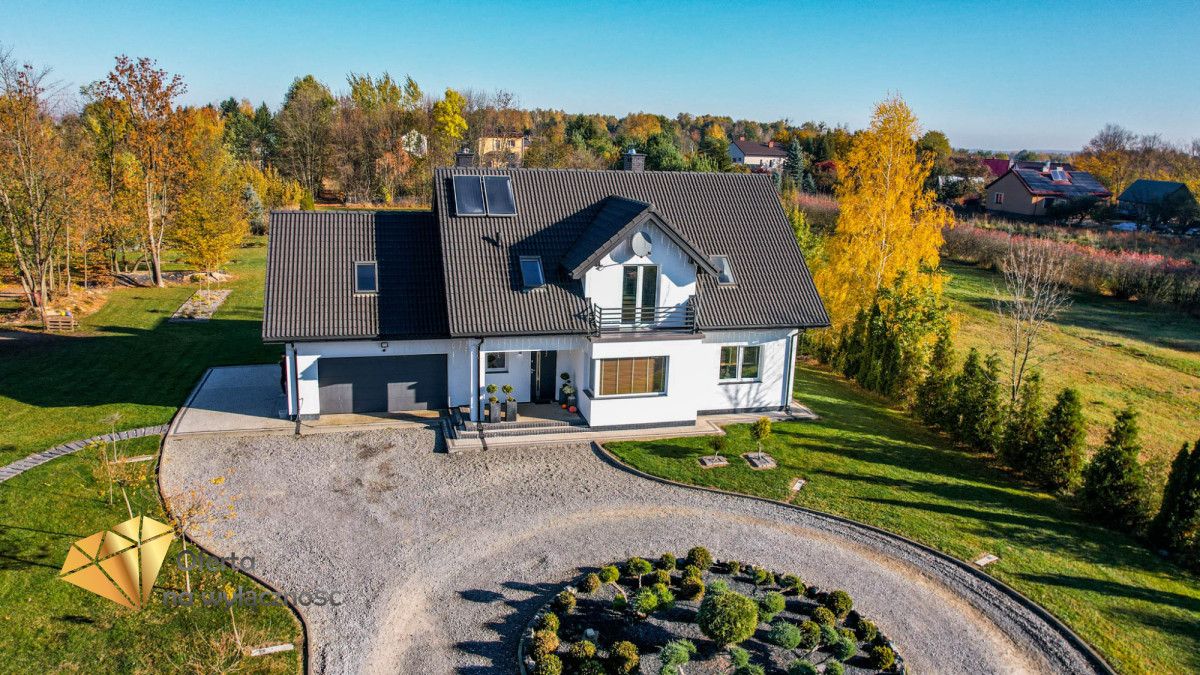 dom wolnostojący, 6 pokoi Szastarka