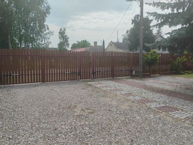 dom wolnostojący, 10 pokoi Radom Dzierzków, ul. Poranna. Zdjęcie 3