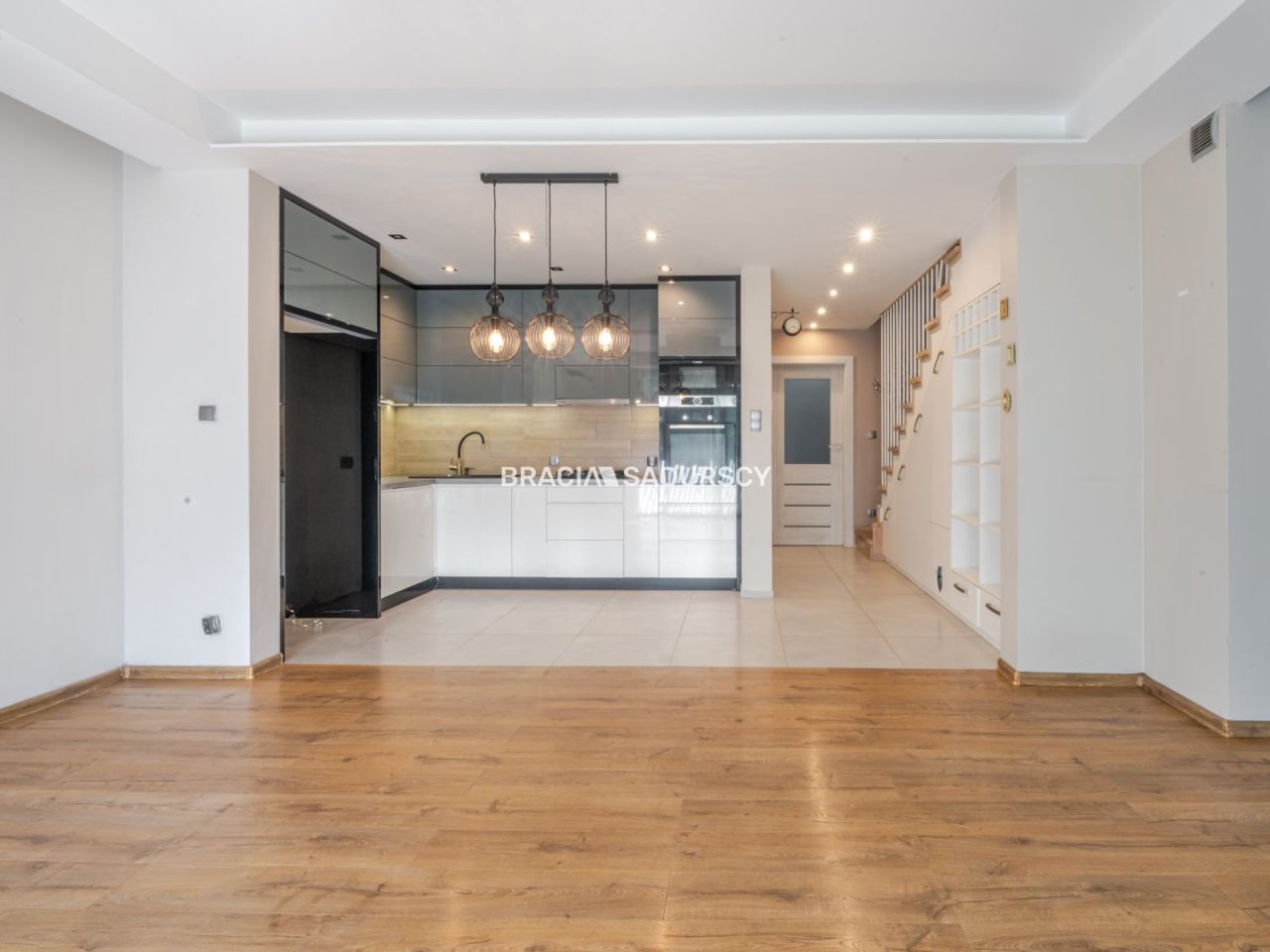 bliźniak, 5 pokoi Skawina, ul. mjr Jana Żychonia. Zdjęcie 6