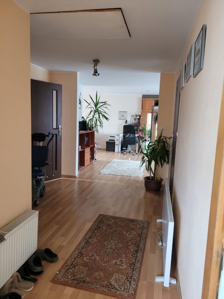 bliźniak, 5 pokoi Łososiowice. Zdjęcie 5