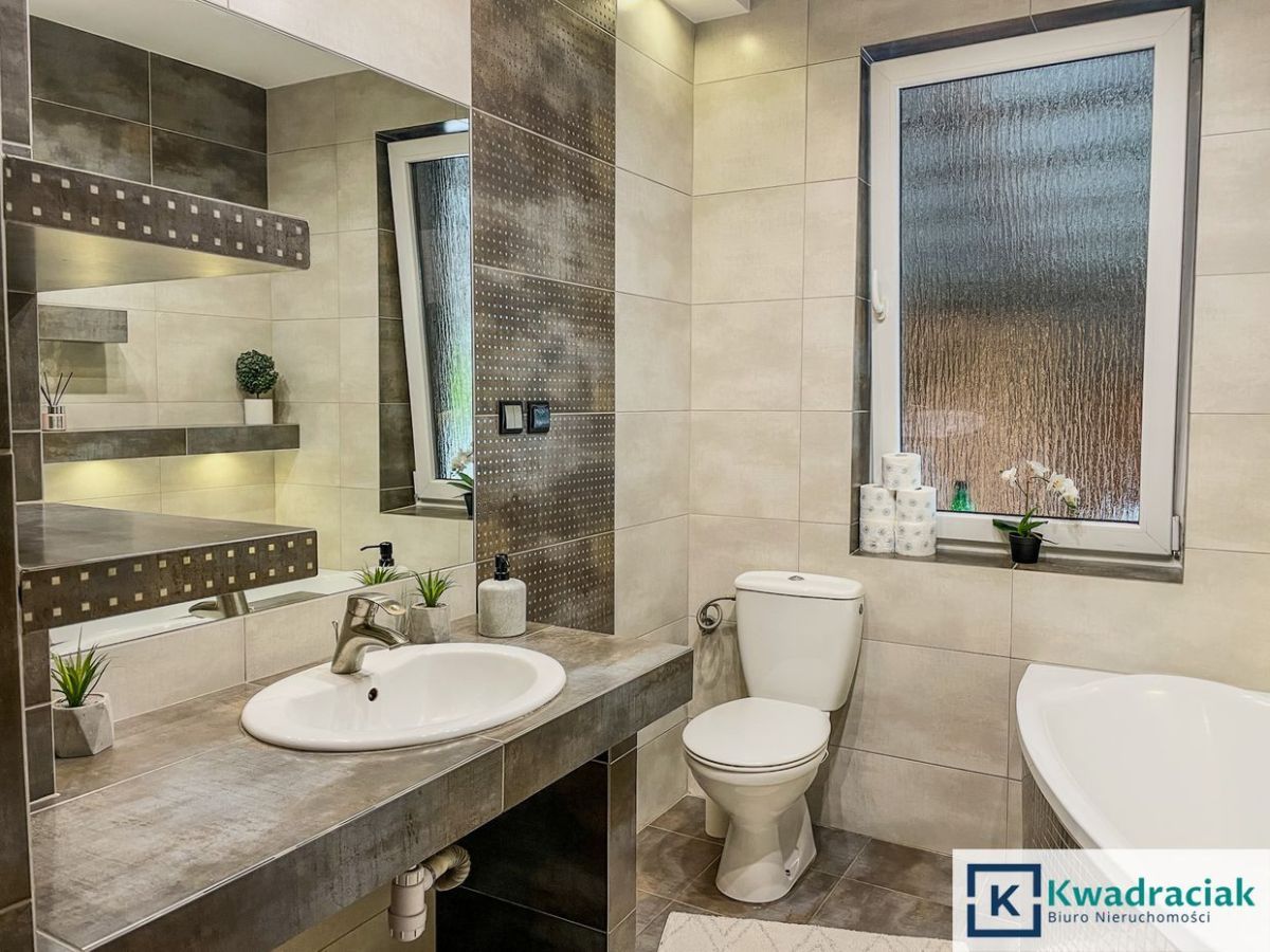 dom wolnostojący, 5 pokoi Bieździadka. Zdjęcie 12