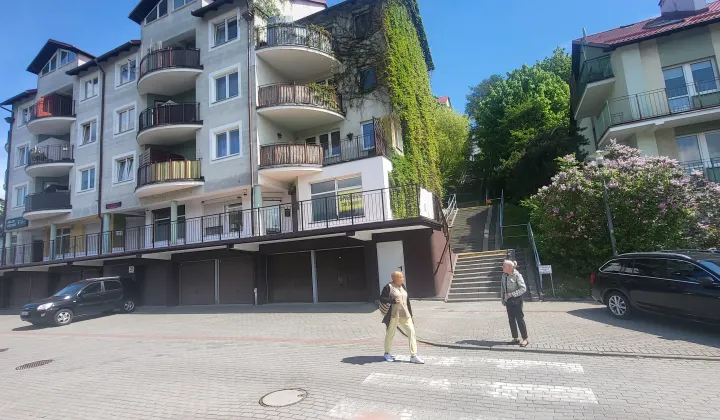 Lokal Gdynia Obłuże, Perlowa
