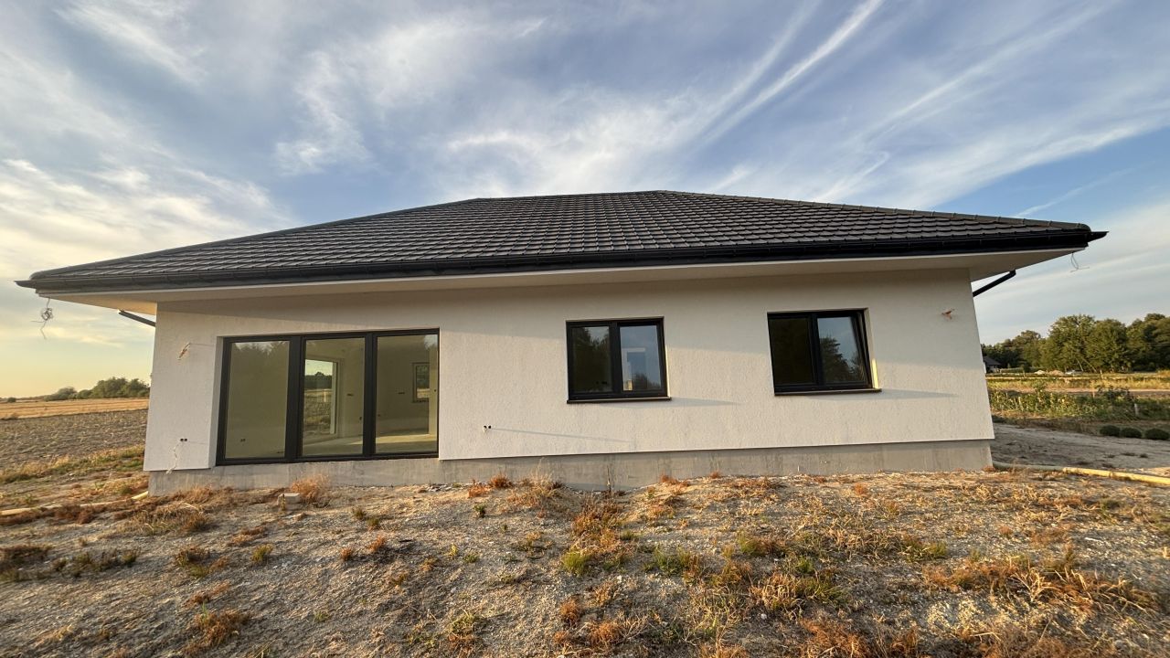 dom wolnostojący, 3 pokoje Wierzchowiska Dolne. Zdjęcie 6