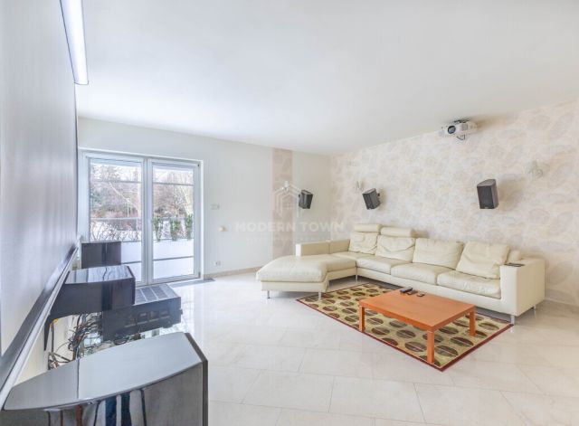 dom szeregowy, 5 pokoi Bielawa, ul. Warszawska. Zdjęcie 4