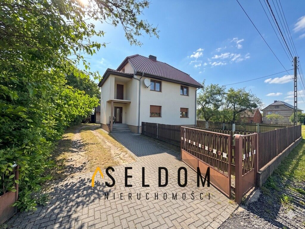 dom wolnostojący, 5 pokoi Zakrzów Turawski. Zdjęcie 1