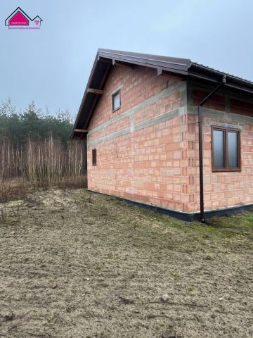 dom wolnostojący, 4 pokoje Osiek Mały. Zdjęcie 3