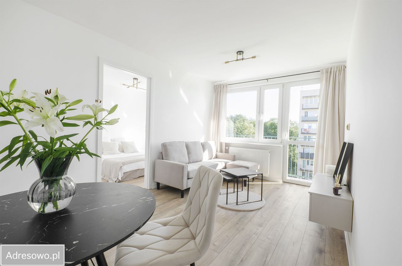 Mieszkanie 3-pokojowe Łódź Górna, ul. Piękna. Zdjęcie 2