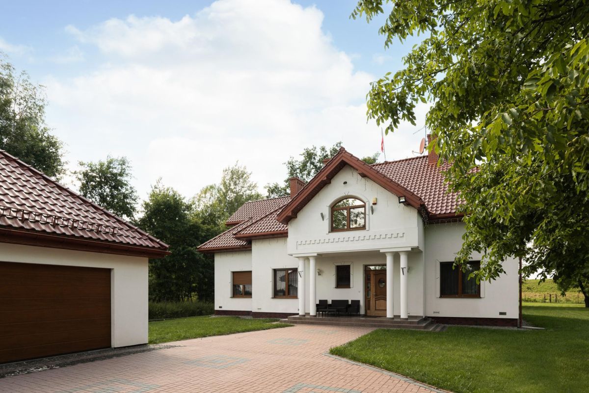 dom wolnostojący, 6 pokoi Opacz