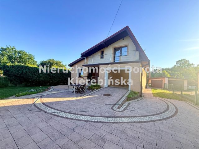 dom wolnostojący, 4 pokoje Wąwał. Zdjęcie 1