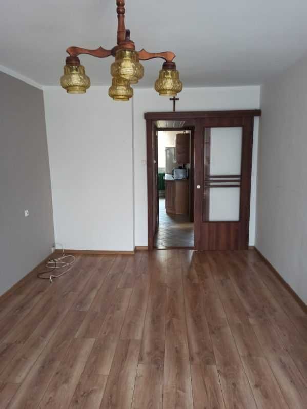 Mieszkanie 3-pokojowe Trzemeszno. Zdjęcie 3