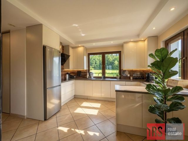 dom wolnostojący, 10 pokoi Dychów. Zdjęcie 9