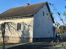 dom wolnostojący, 3 pokoje Cieszyn, ul. Majowa. Zdjęcie 1