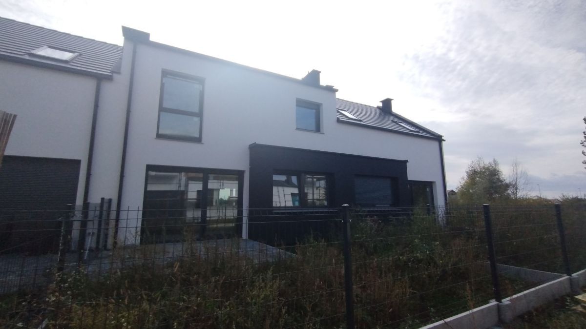 dom, 5 pokoi Leszno Gronowo, ul. Kresowa. Zdjęcie 4