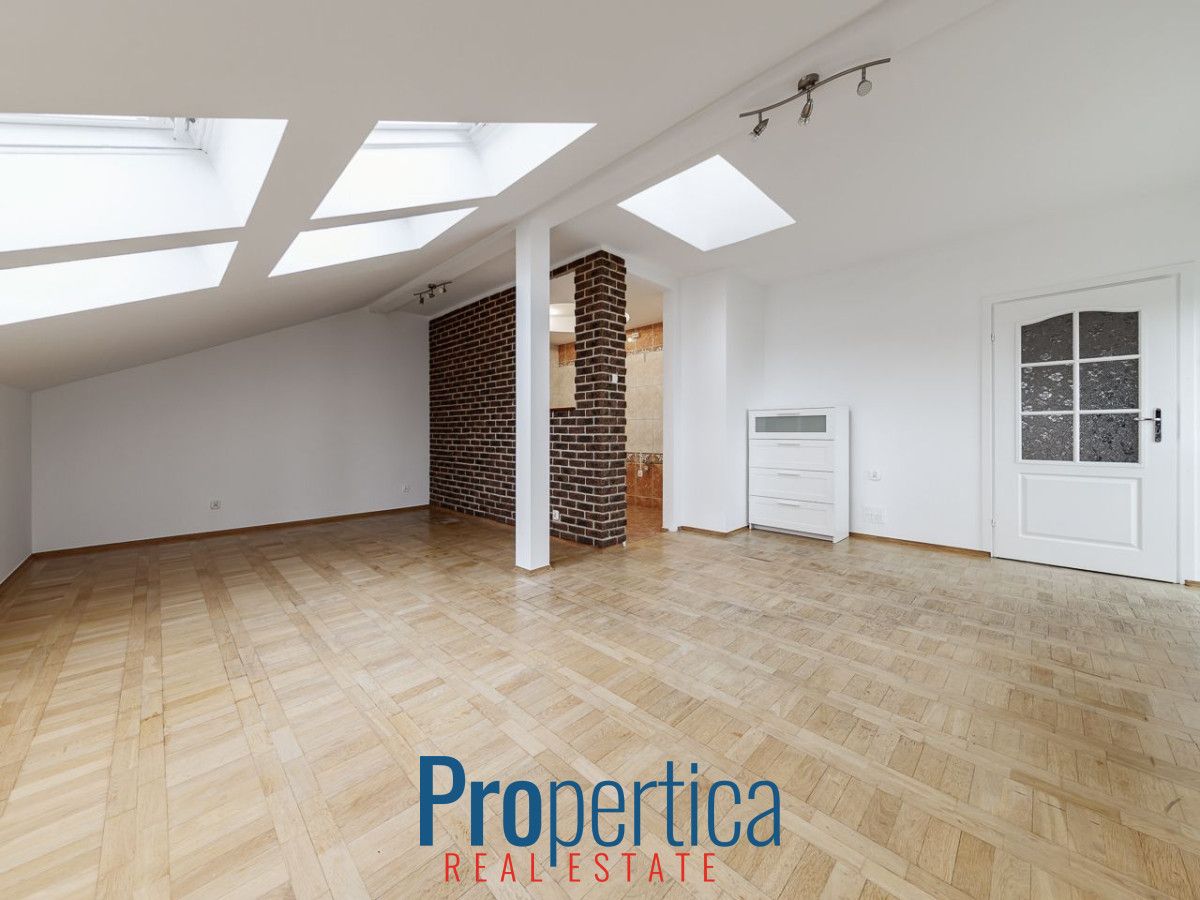 Mieszkanie 3-pokojowe Warszawa Ursus, ul. Orłów Piastowskich. Zdjęcie 2