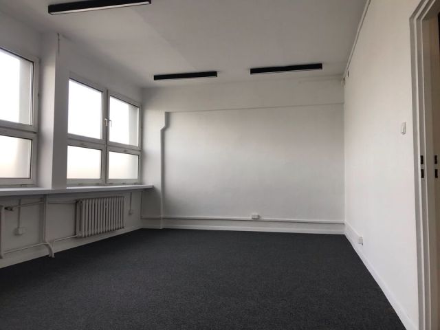 Biuro Pabianice, ul. Partyzancka. Zdjęcie 1