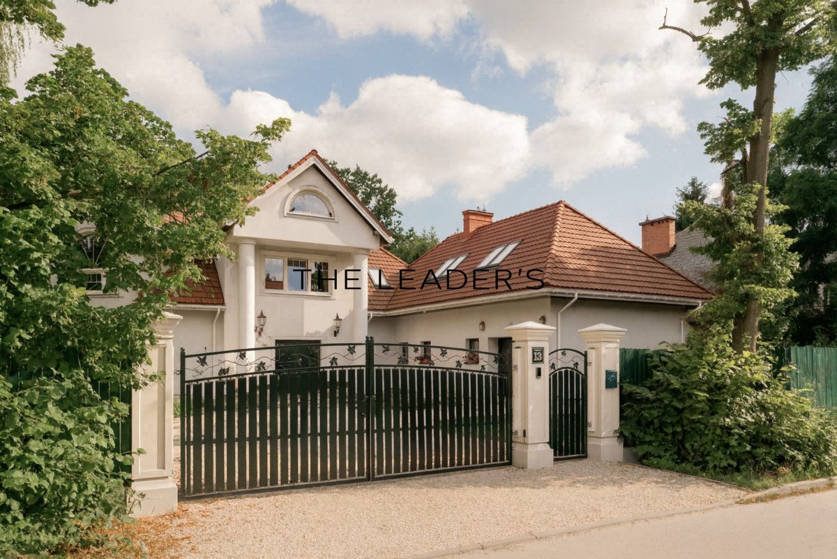 dom wolnostojący, 6 pokoi Piaseczno Zalesie Dolne. Zdjęcie 2