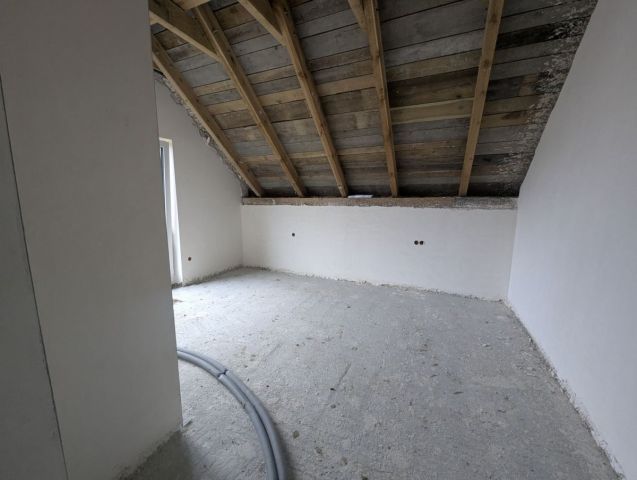 dom wolnostojący, 5 pokoi Frank. Zdjęcie 10