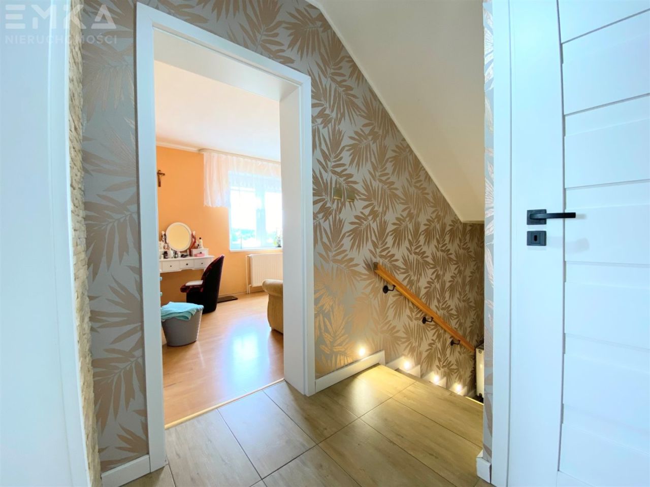 dom wolnostojący, 5 pokoi Sierosław. Zdjęcie 14