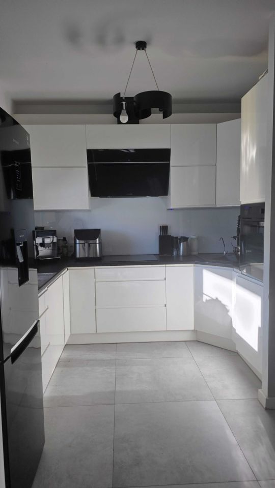 Mieszkanie 3-pokojowe Jarosław, ul. Kazimierza Skarbowskiego. Zdjęcie 2