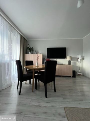 Mieszkanie 3-pokojowe Tychy Paprocany, ul. Alfonsa Zgrzebnioka. Zdjęcie 1