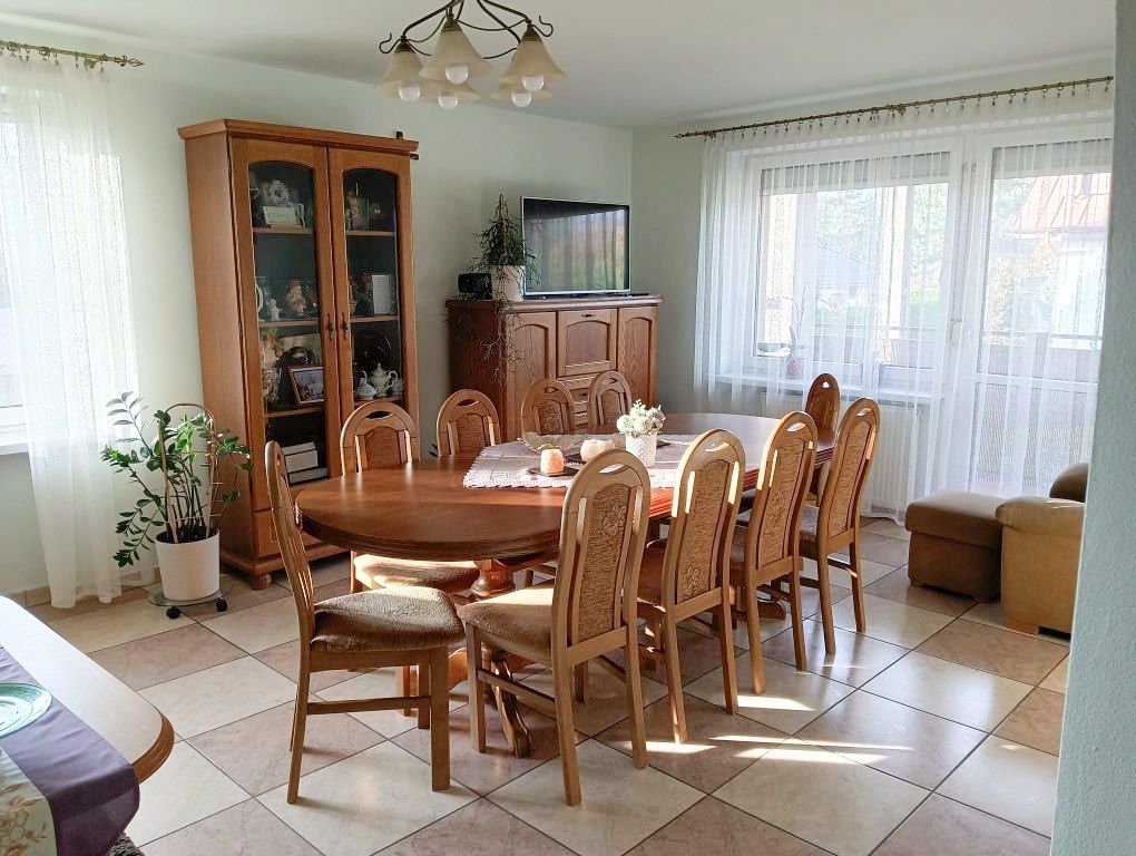 dom wolnostojący, 8 pokoi Opole Winów, pl. Róż. Zdjęcie 13