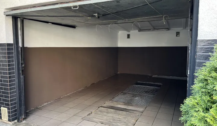 Garaż/miejsce parkingowe Białogard Przedmieście Kołobrzeskie, ul. Kołobrzeska