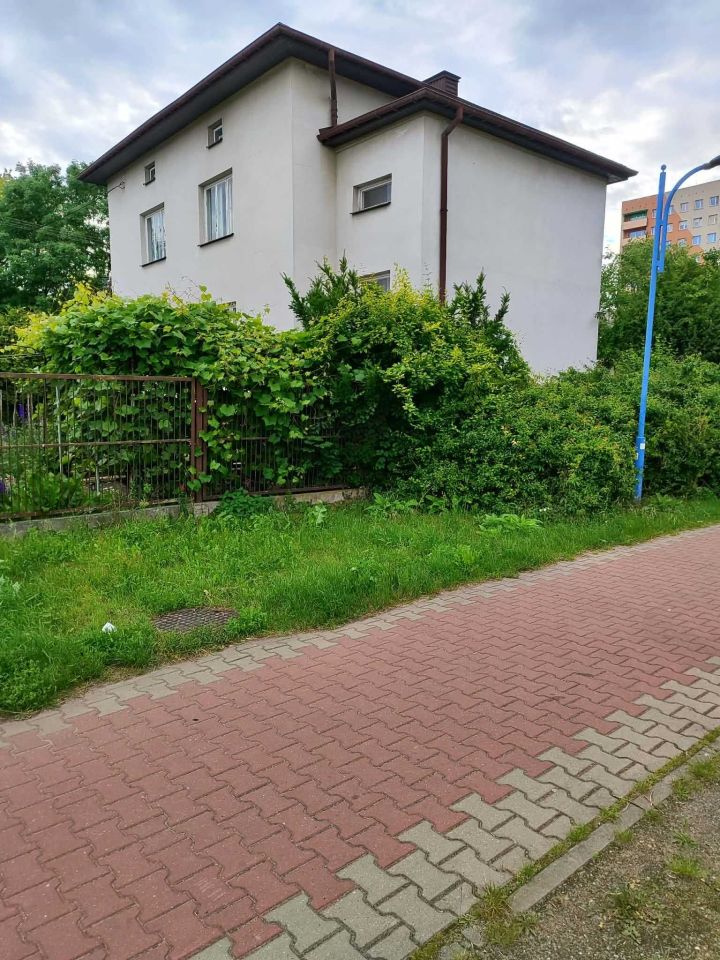 dom wolnostojący Ostrowiec Świętokrzyski, al. Jana Pawła II. Zdjęcie 2