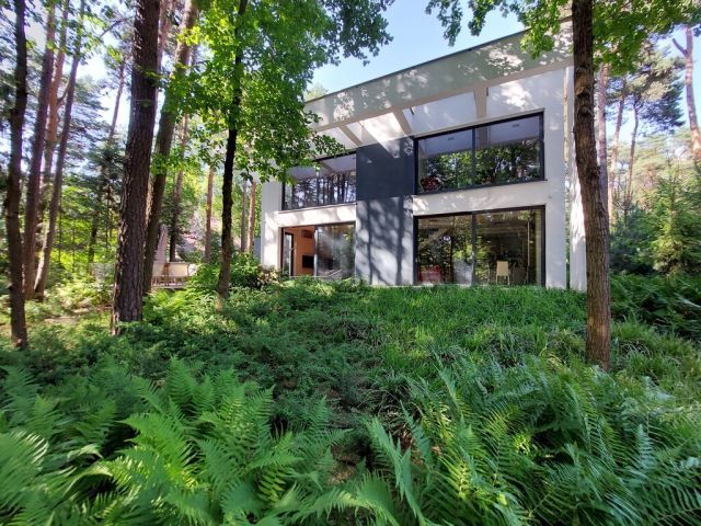 dom wolnostojący, 5 pokoi Magdalenka, ul. Paprociowa. Zdjęcie 37