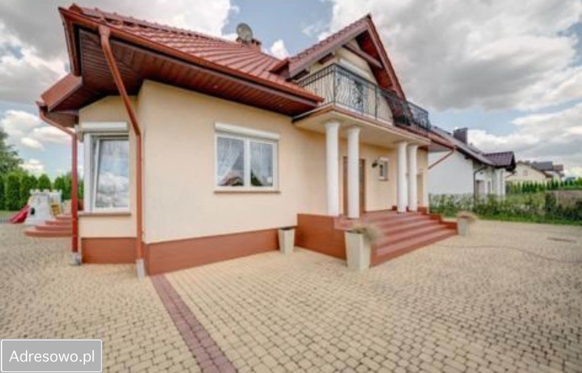 dom wolnostojący, 6 pokoi Malbork, ul. Feliksa Stamma. Zdjęcie 2