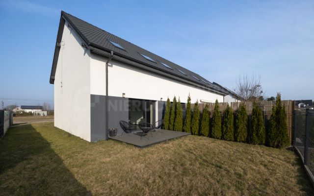 dom szeregowy, 5 pokoi Jagodowo osada leśna. Zdjęcie 20