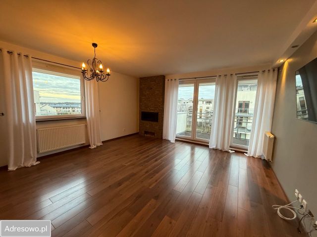 Mieszkanie 3-pokojowe Pogórze, ul. Teodora Śliwińskiego. Zdjęcie 1