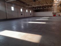 Hala/magazyn Stare Miasto. Zdjęcie 1