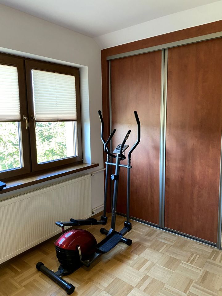 dom wolnostojący, 6 pokoi Stary Sącz. Zdjęcie 2