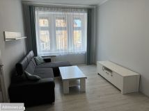 Mieszkanie 2-pokojowe Jelenia Góra Centrum, ul. 1 Maja. Zdjęcie 1