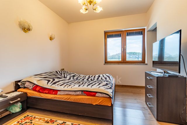 dom wolnostojący, 4 pokoje Strzepcz. Zdjęcie 14