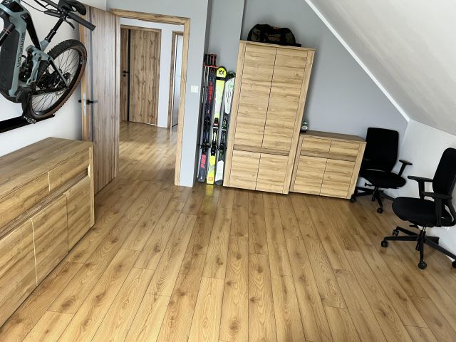 dom wolnostojący, 5 pokoi Konopnica. Zdjęcie 16