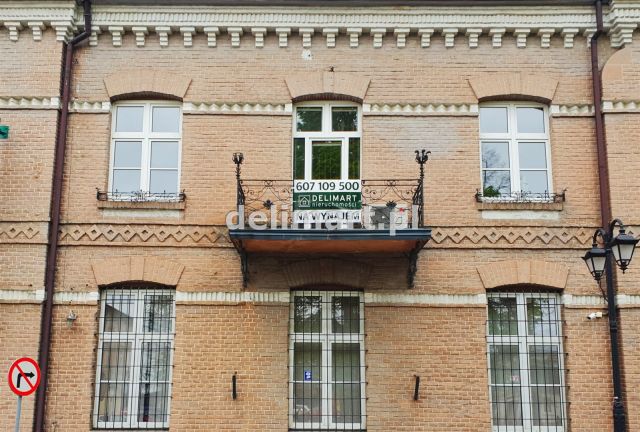 Lokal Lesko, pl. Konstytucji 3 Maja. Zdjęcie 17