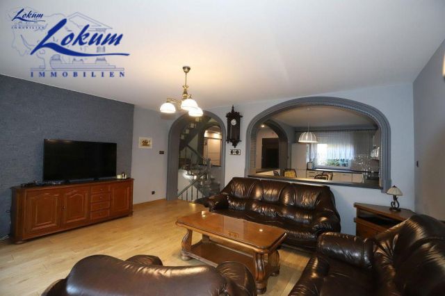 dom szeregowy, 5 pokoi Leszno Gronowo, ul. Rocha Kowalskiego. Zdjęcie 2