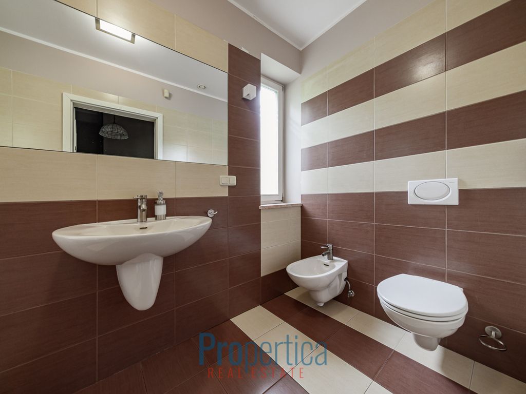 dom wolnostojący, 7 pokoi Warszawa Choszczówka, ul. Brzozowy Zagajnik. Zdjęcie 10