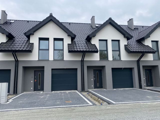 dom szeregowy, 4 pokoje Mędłów, ul. Czereśniowa. Zdjęcie 2